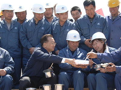 企業(yè)定制服裝價(jià)格一般是多少?